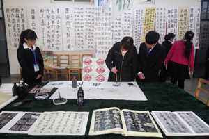 兽医系兰亭书画社举办书画摄影作品展