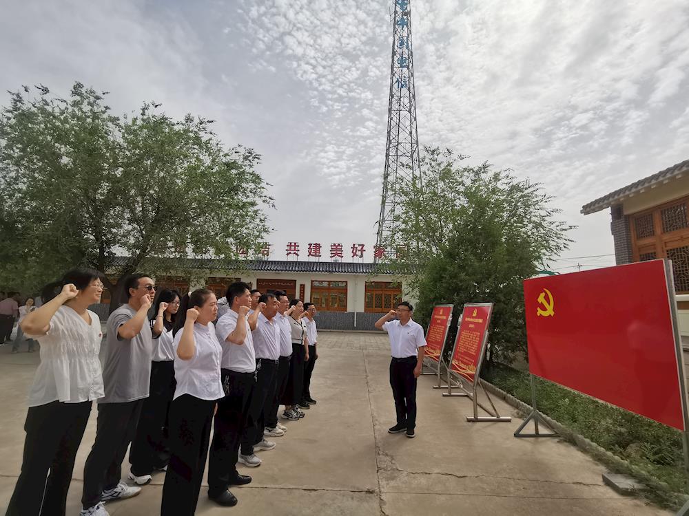 3e15124cd0ac46a0aded35ab3f195237.jpg 3e15124cd0ac46a0aded35ab3f195237.jpg